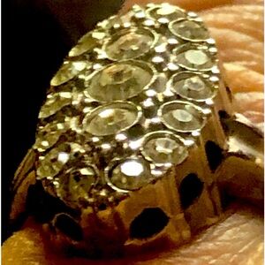 Rhodium & rhinestone ring